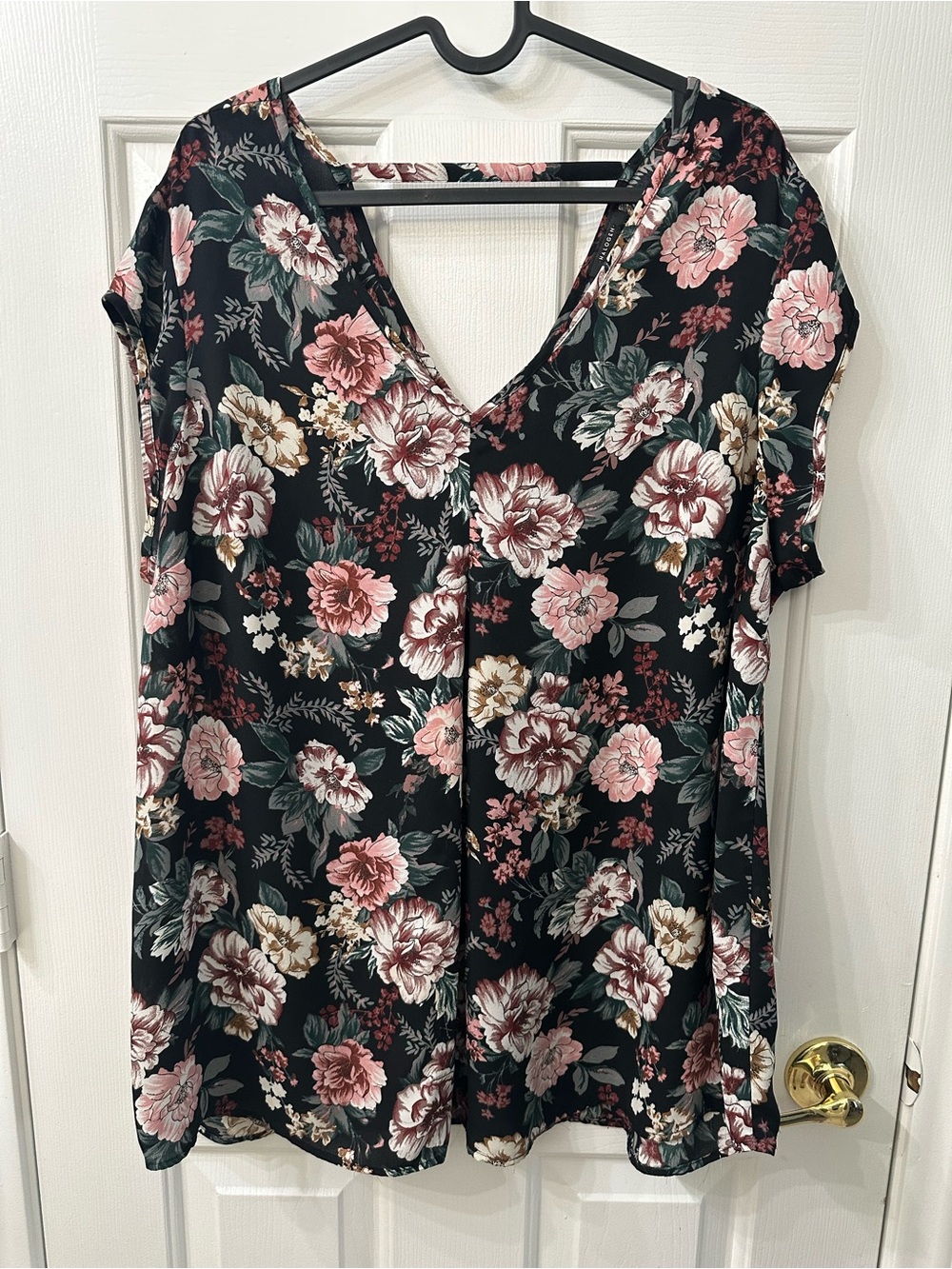 Halogen Top Blouse V-Neck Short Sleeve Open Back Floral Black Red Pink Green 1X